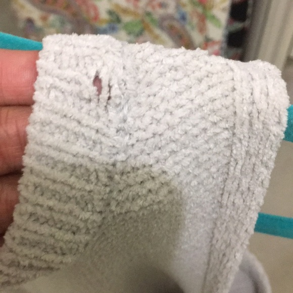 BB Dakota High-Low Oatmeal Sleeveless Knit Top - Picture 5 of 5